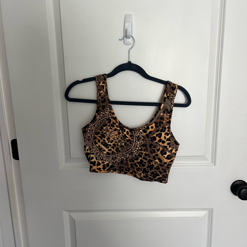 Patterned cropped tank